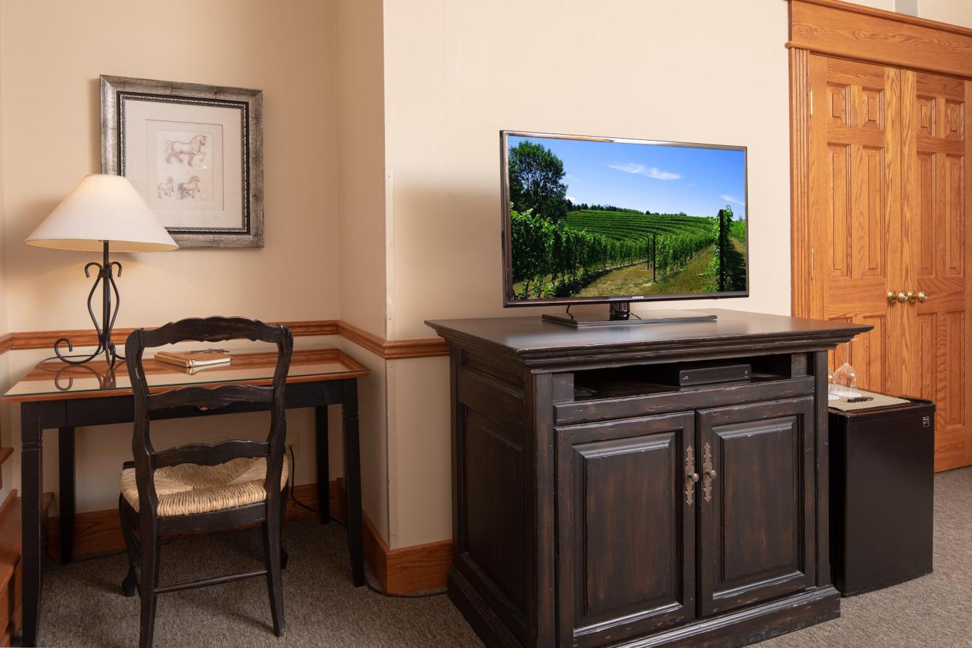 Inn At Black Star Farms Suttons Bay Екстериор снимка