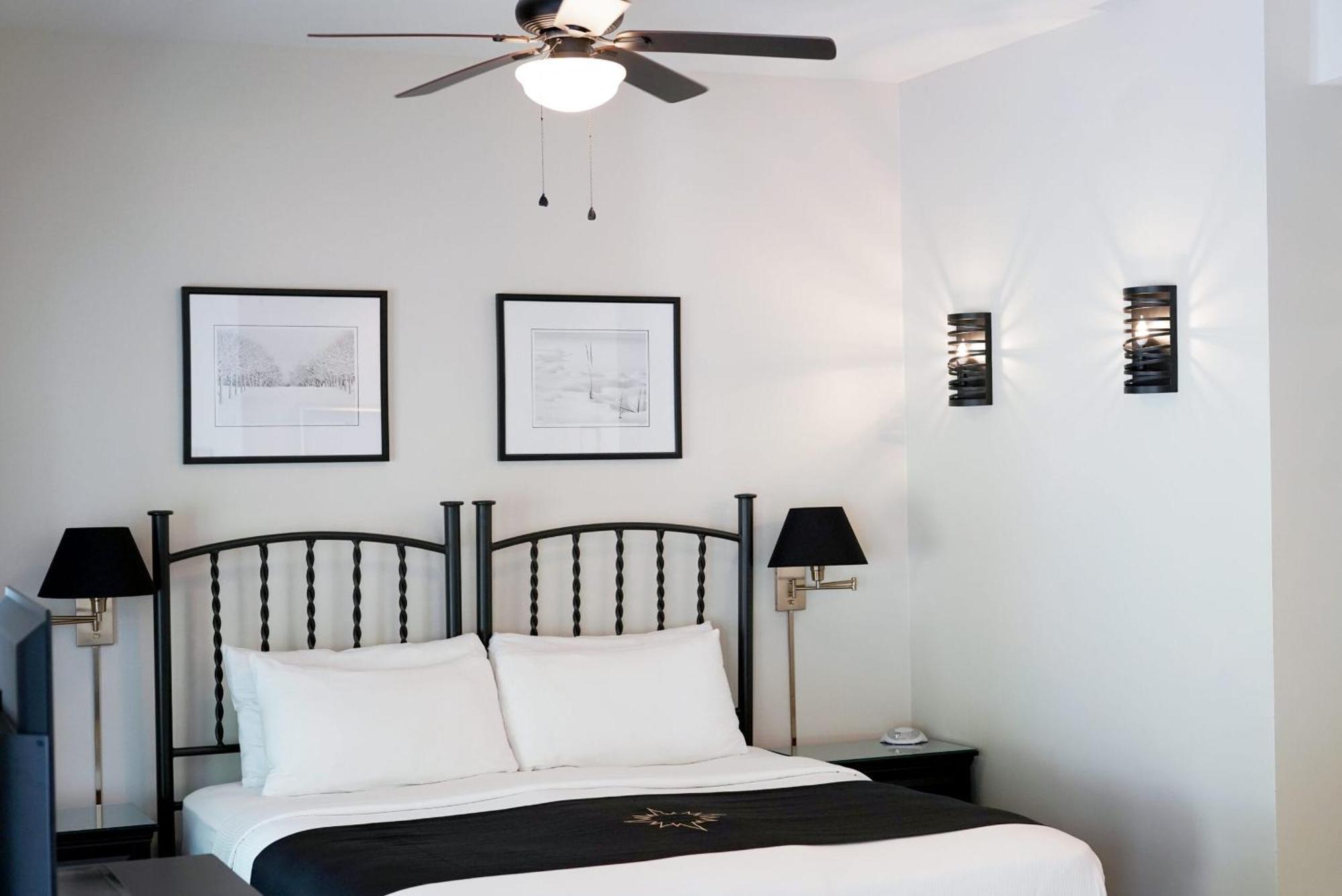 Inn At Black Star Farms Suttons Bay Стая снимка